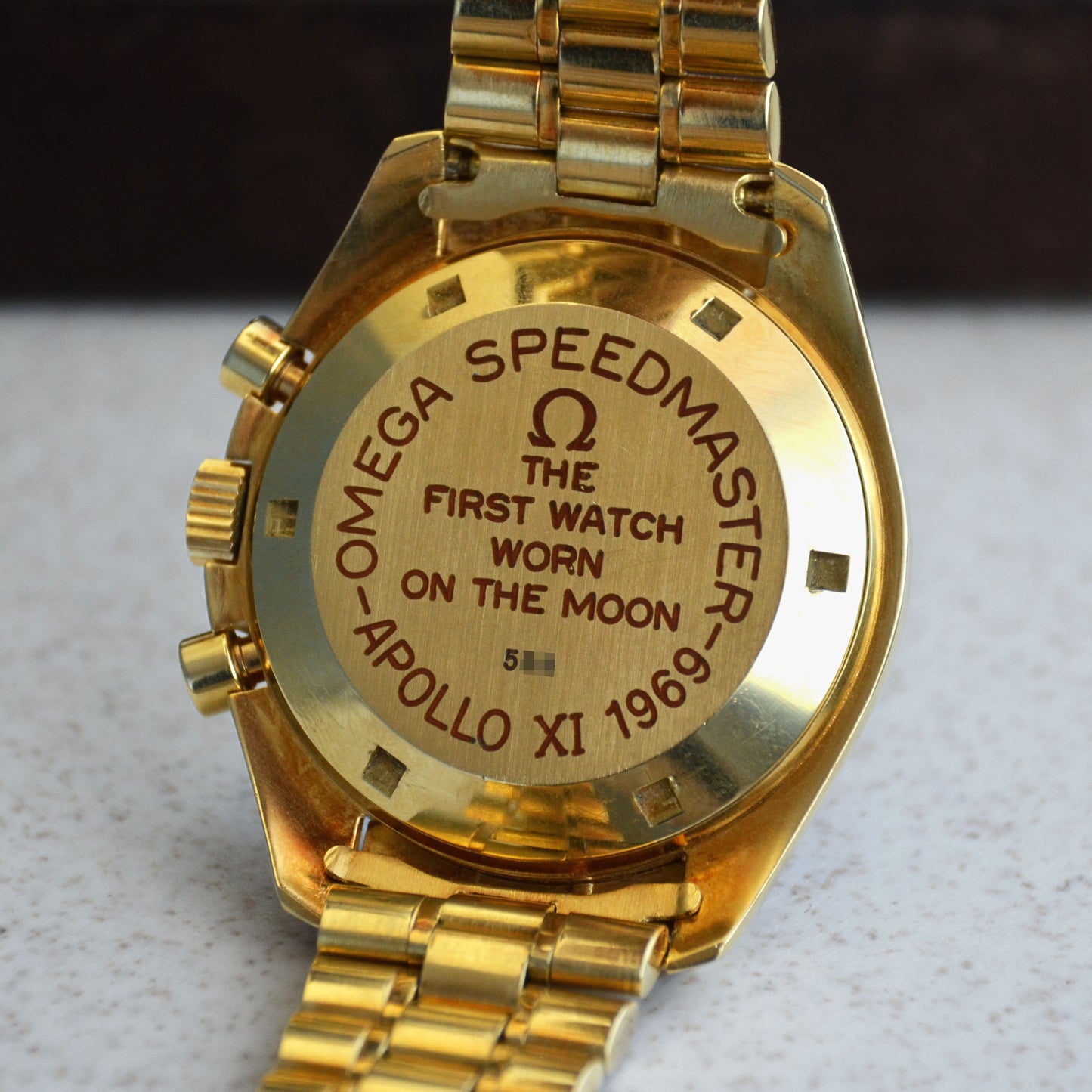 Omega Rare Speedmaster Professional Apollo XI 1969 - Tribute to Astronauts, Yellow Gold