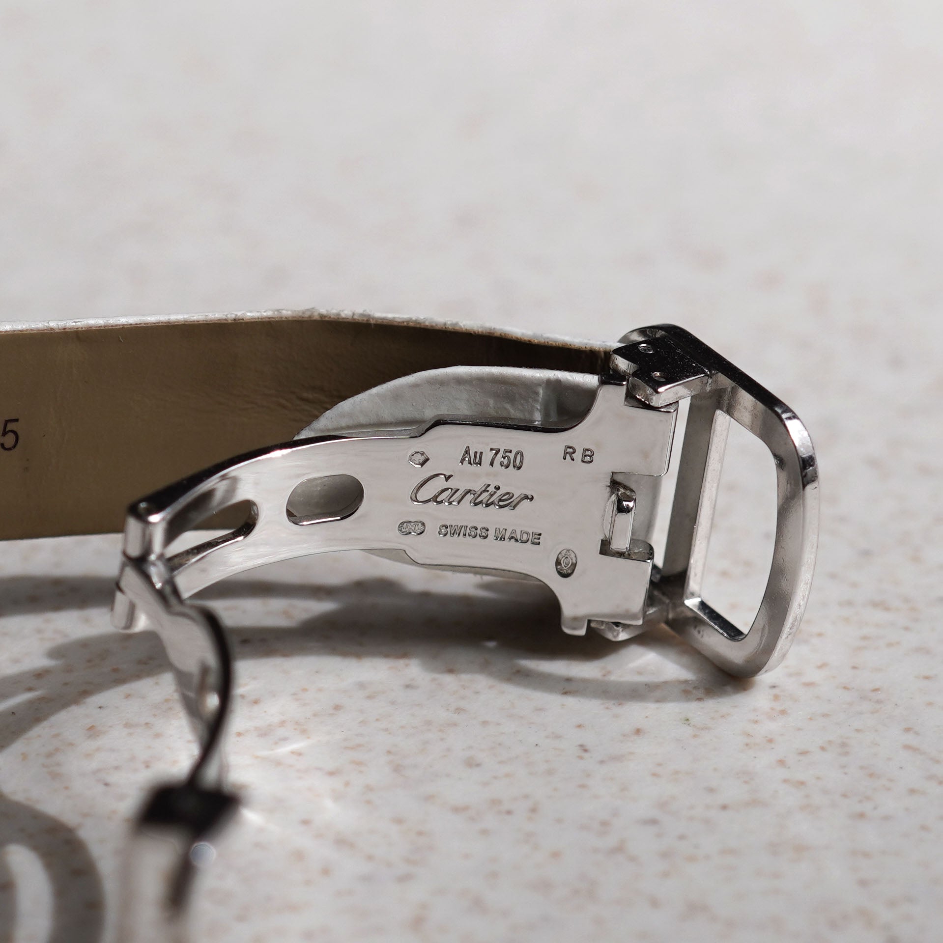 Cartier Feline de Cartier, Ref. HPI00341, White Gold and Diamonds