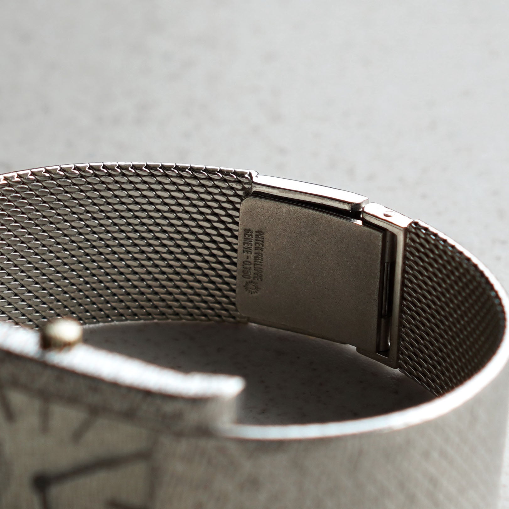 Patek Philippe Bark-Finish Integrated Bracelet Watch, 3553/1, White Gold