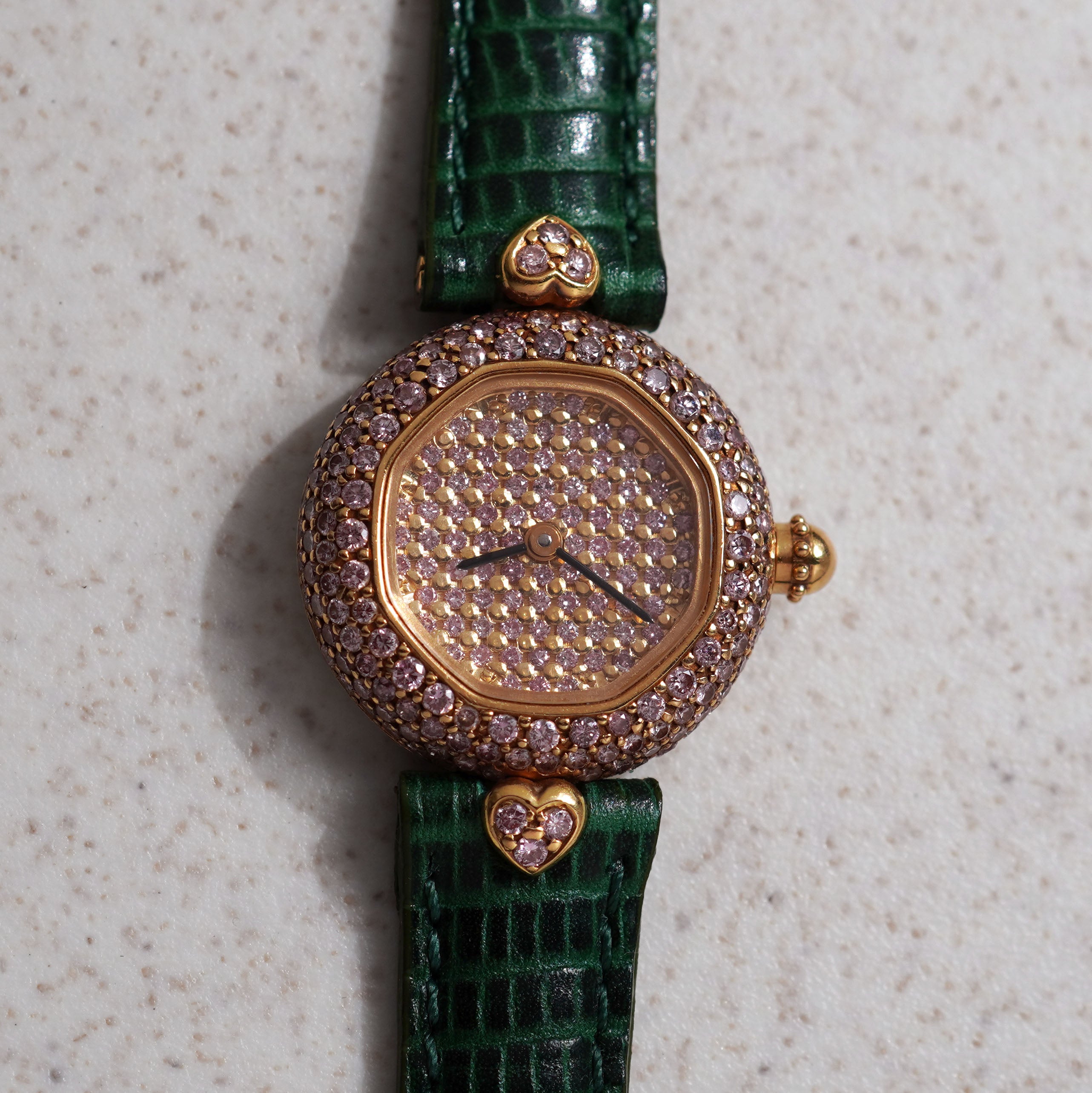 Gerald Genta Ladies Wristwatch, Pink Diamond-set Dial and Bezel, Ref. 3615.10, Yellow Gold
