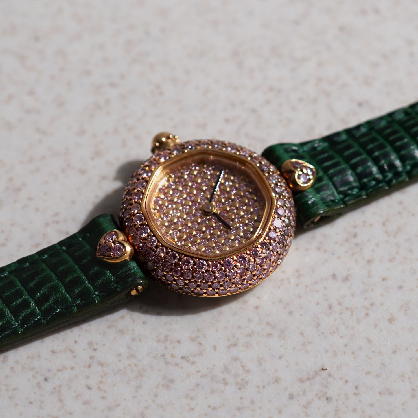 Gerald Genta Ladies Wristwatch, Pink Diamond-set Dial and Bezel, Ref. 3615.10, Yellow Gold