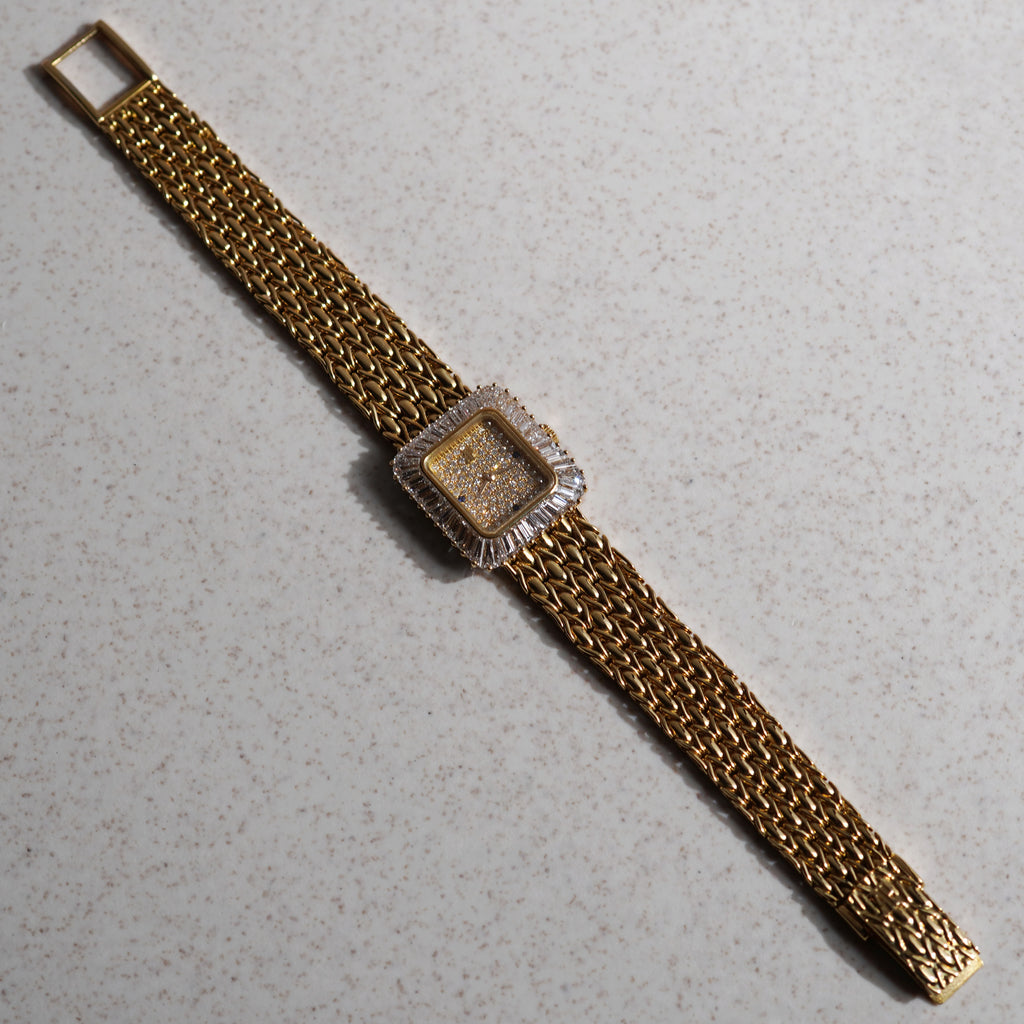 Audemars Piguet Bracelet Watch, Pavé diamond dial with Sapphire markers, Baguette diamond bezel, Yellow Gold