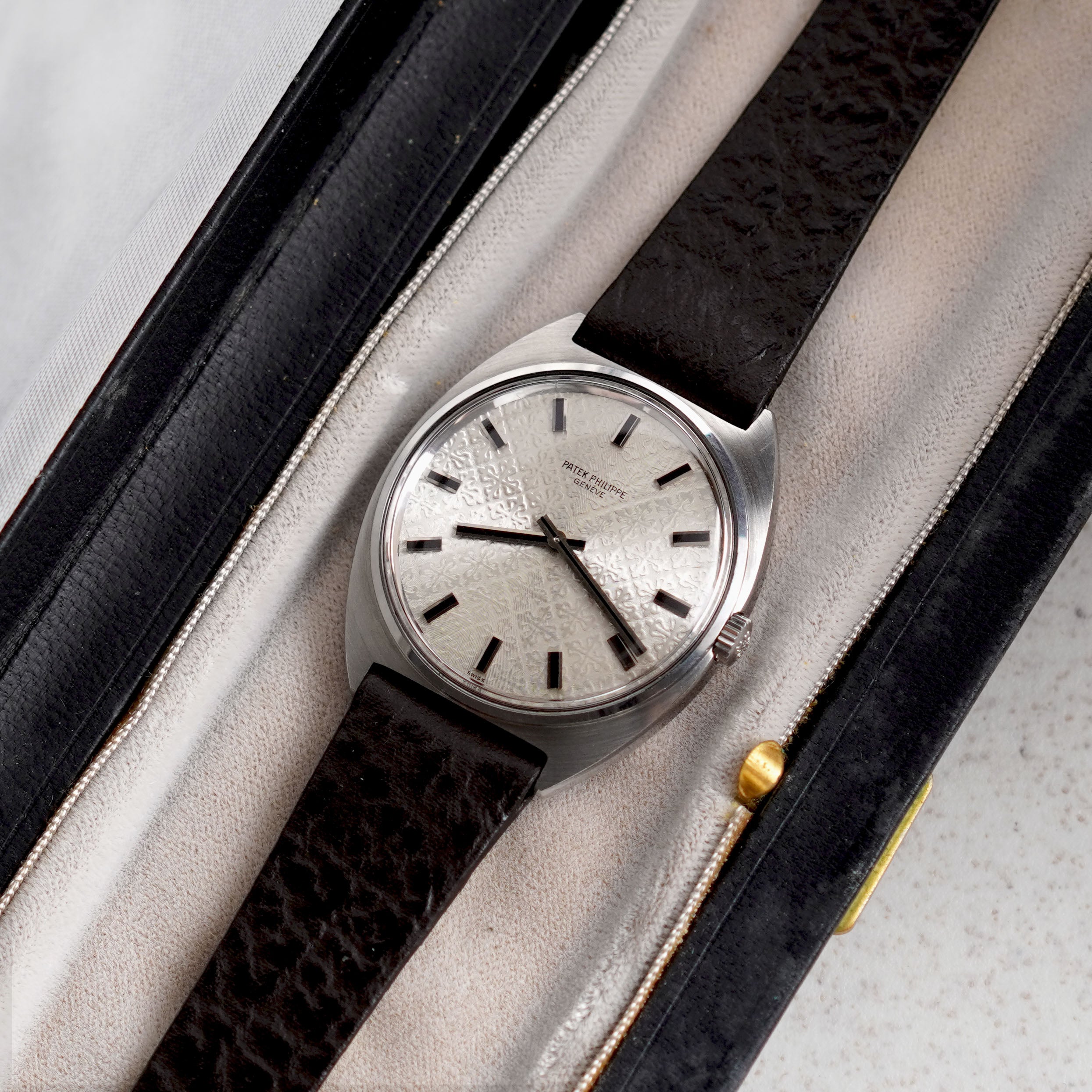 Patek Philippe Calatrava, "Calatrava cross" dial, Ref. 3574, Steel