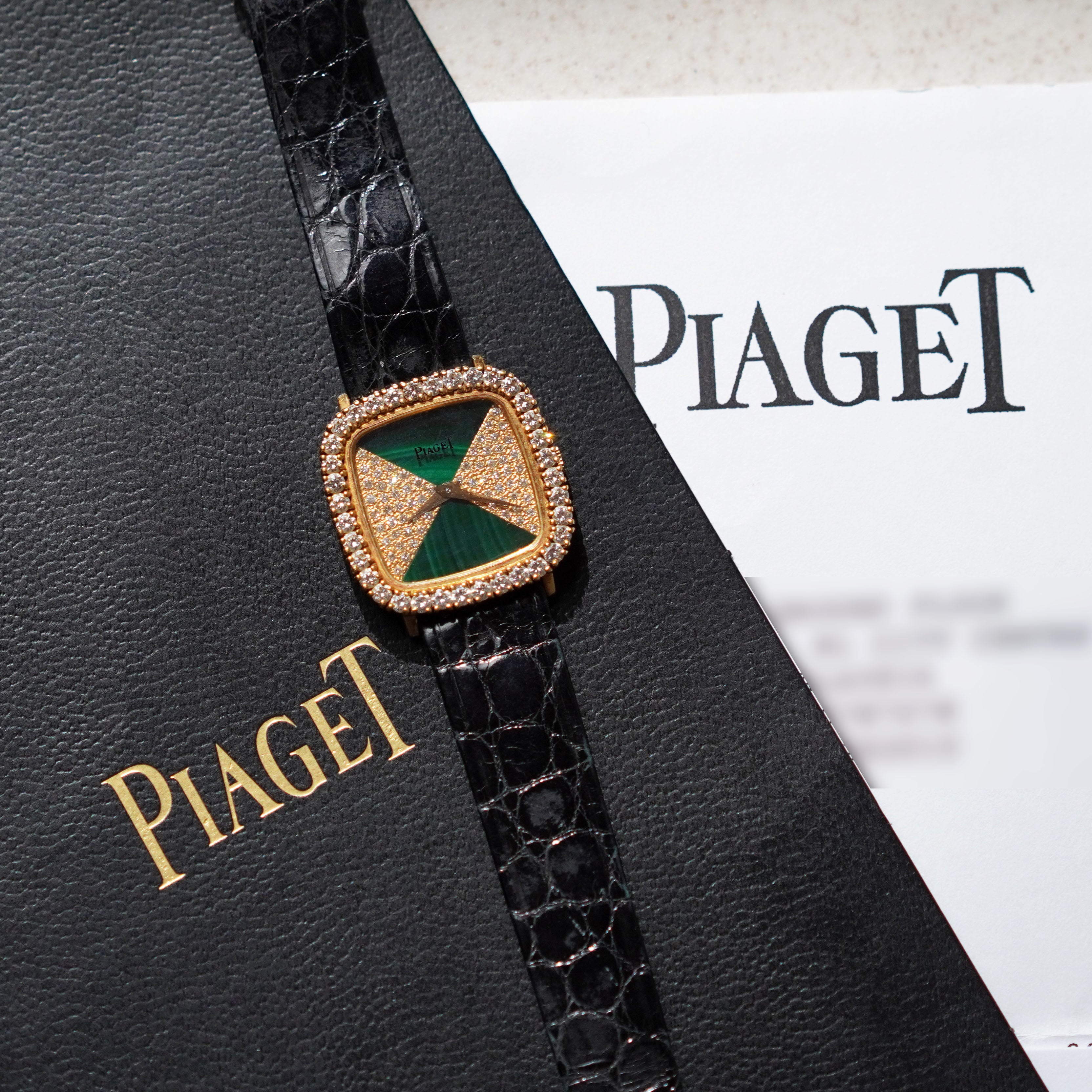 Piaget Ref. 9906, Malachite and Diamond Dial, Diamond Bezel, Yellow Gold