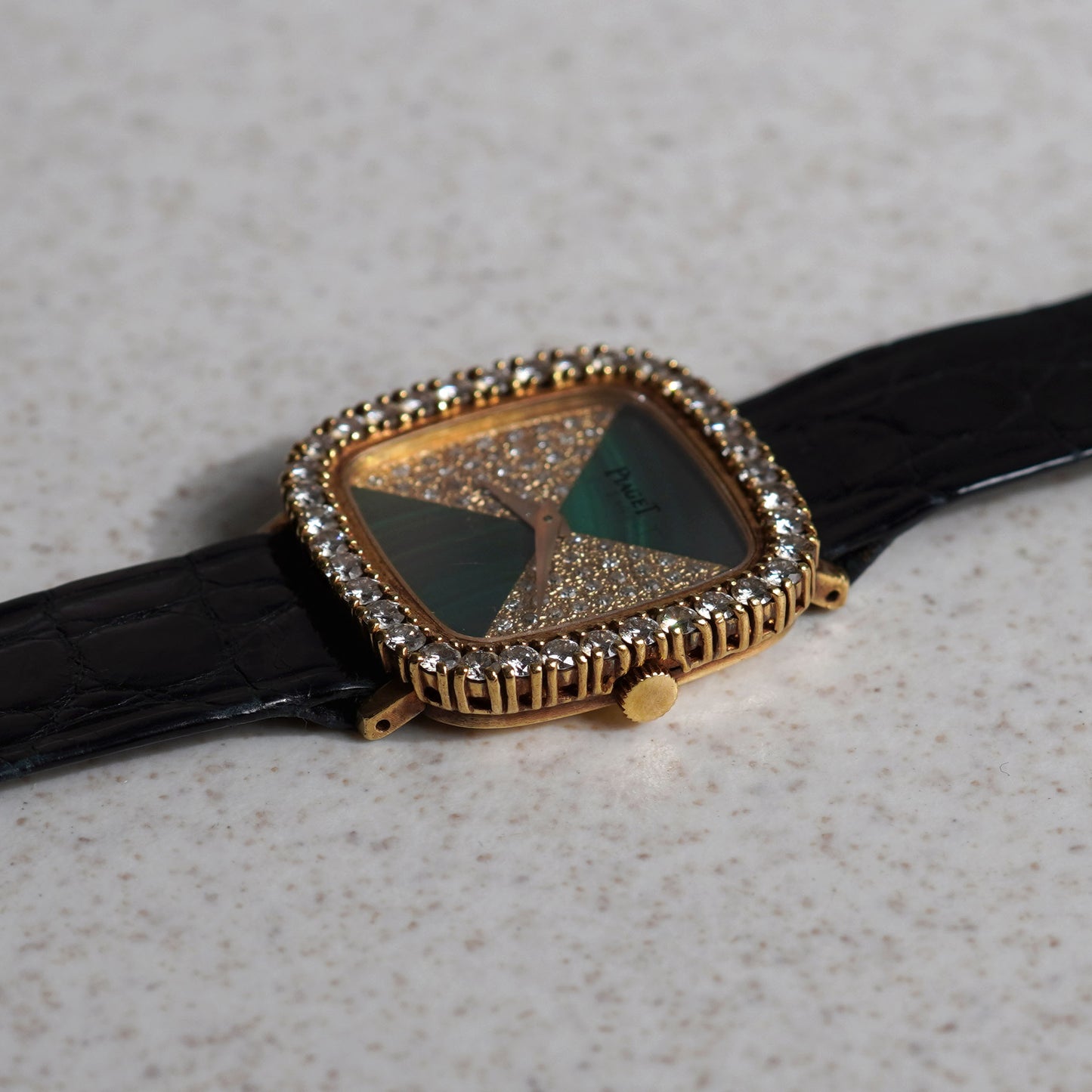 Piaget Ref. 9906, Malachite and Diamond Dial, Diamond Bezel, Yellow Gold