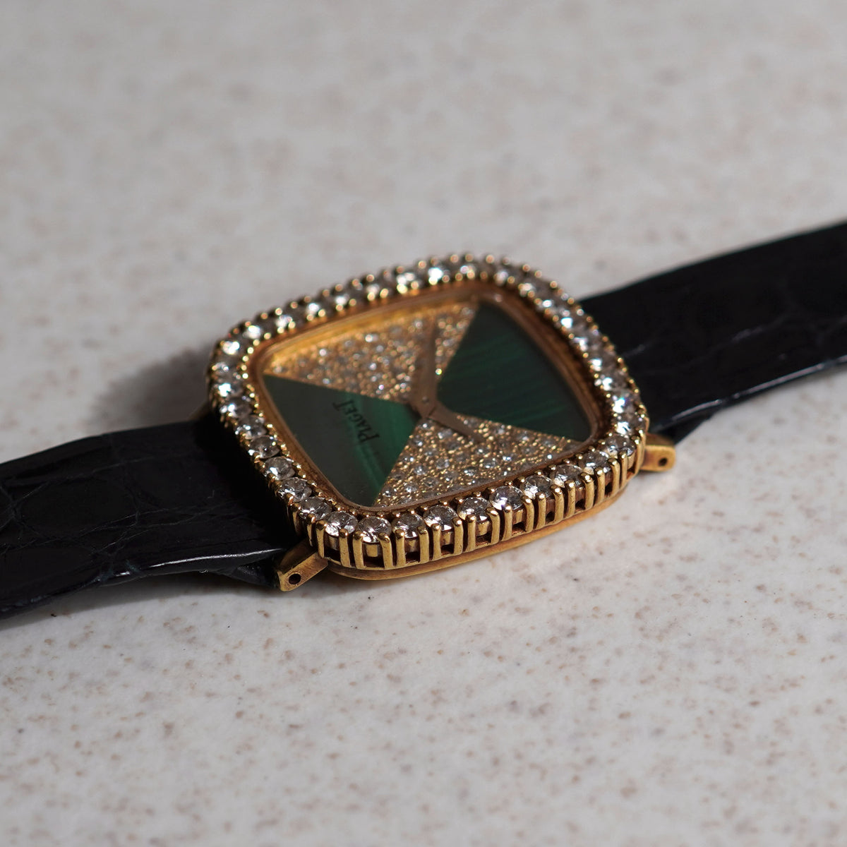Piaget Ref. 9906, Malachite and Diamond Dial, Diamond Bezel, Yellow Gold