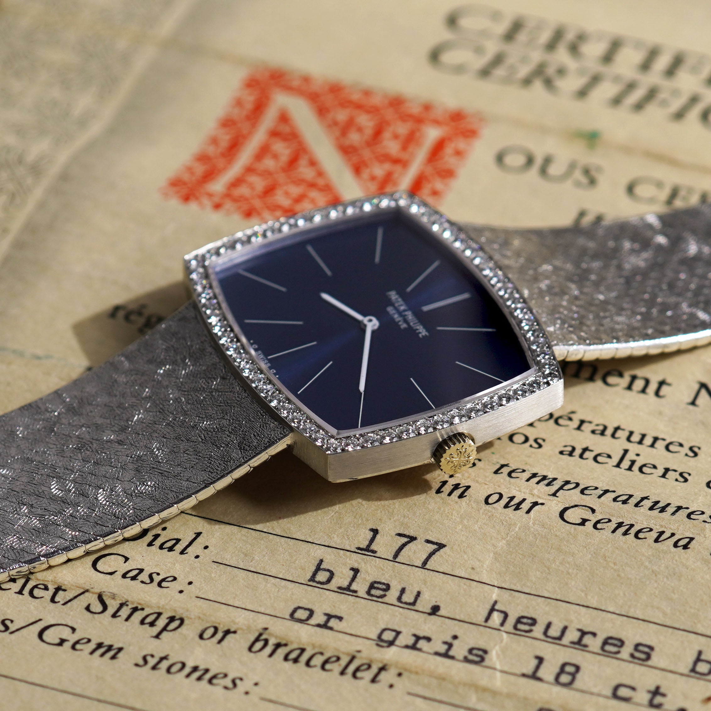 Patek Philippe Gondolo, Factory diamond bezel, Ref. 3528/2, White Gold