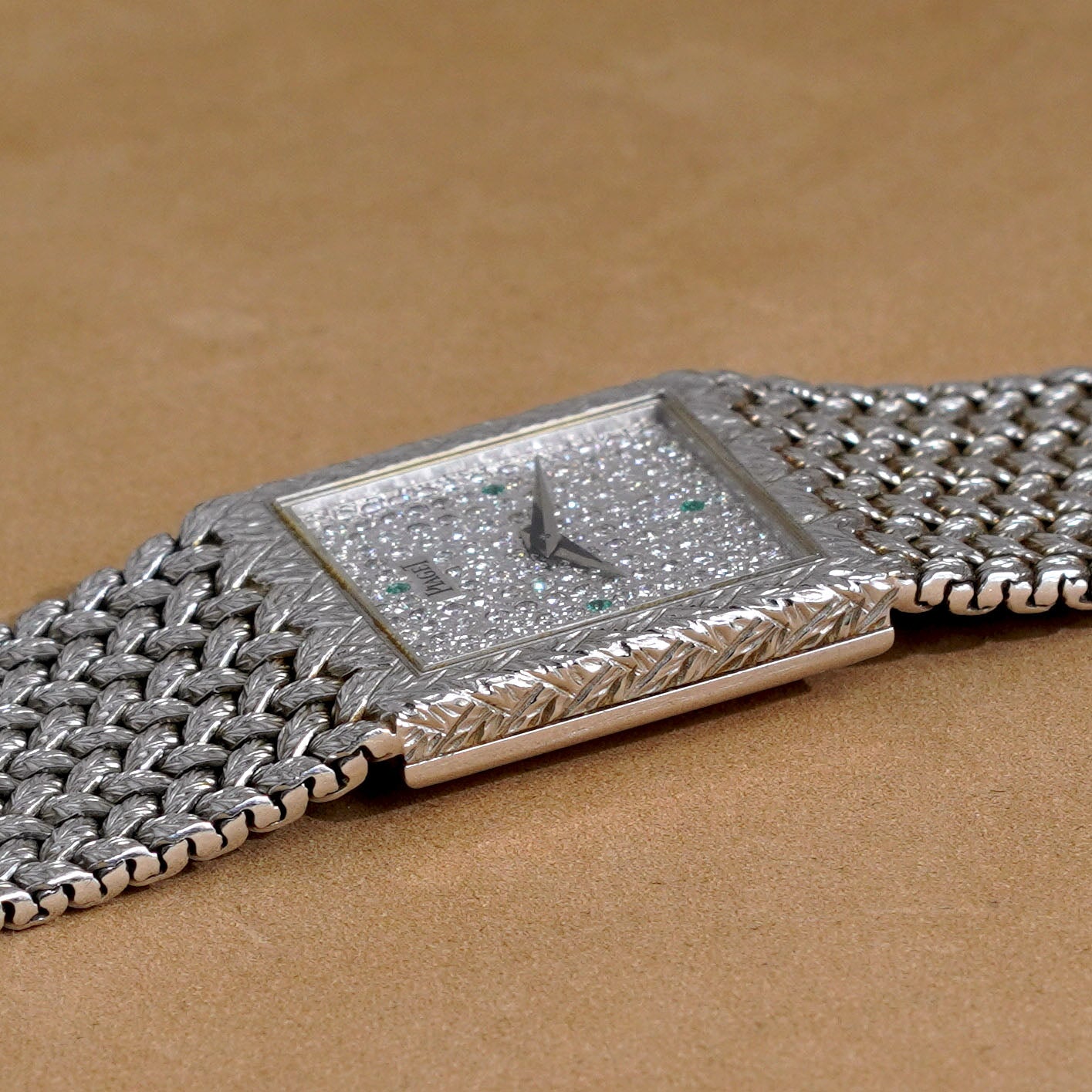 Piaget 9131 D2, Pavé Diamond Dial with Emeralds, White Gold