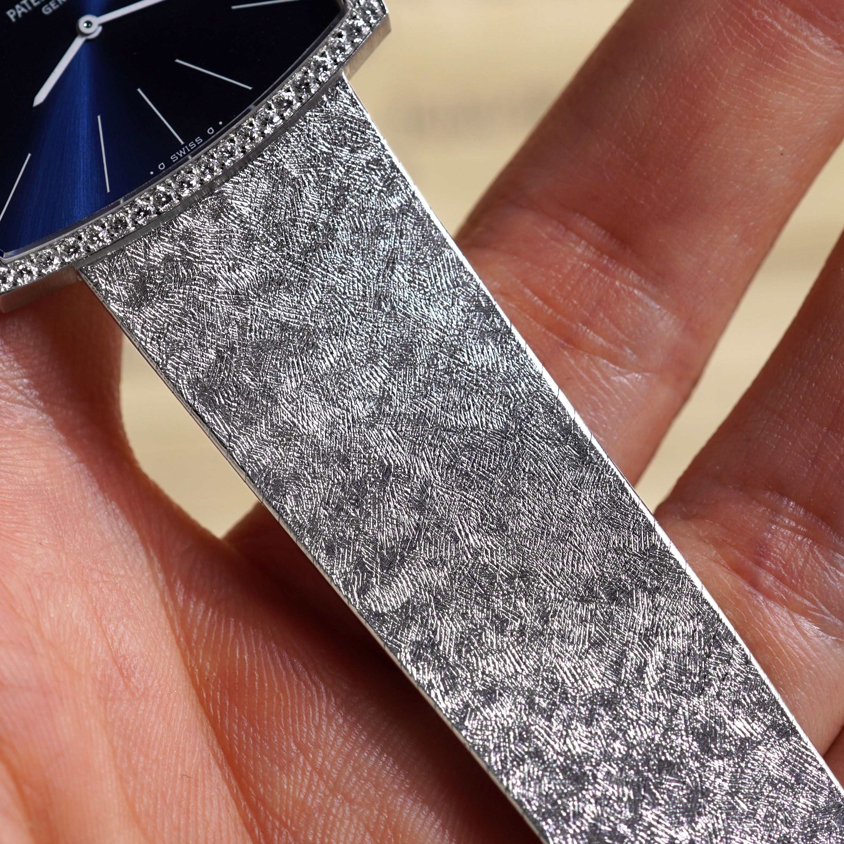 Patek Philippe Gondolo, Factory diamond bezel, Ref. 3528/2, White Gold