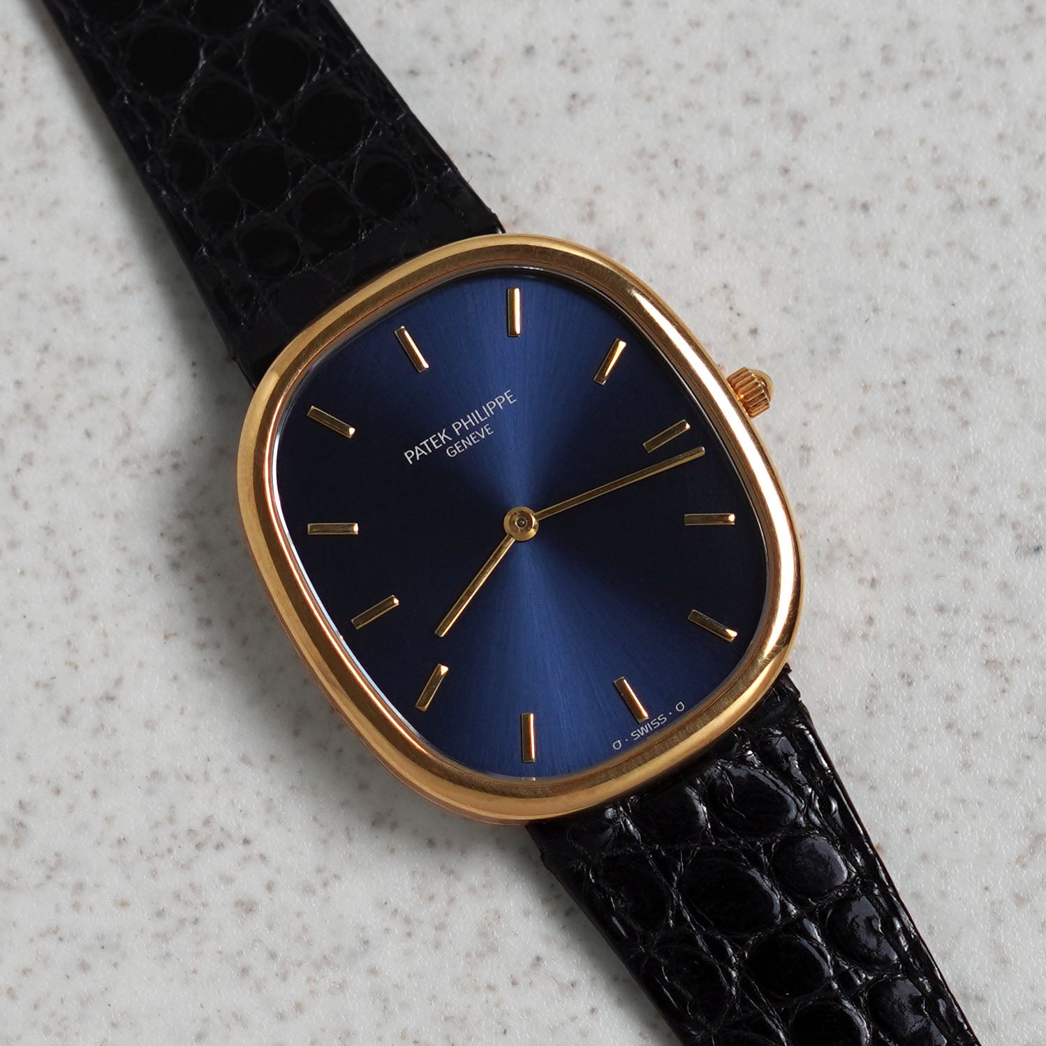 Patek Philippe Jumbo Ellipse Automatic, Ref. 3738/100, Yellow Gold