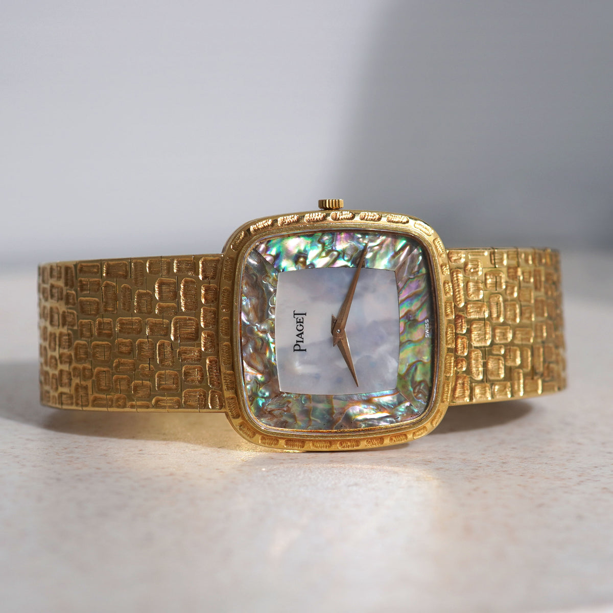 Piaget Ref. 9771 A20, Shell dial, Yellow Gold