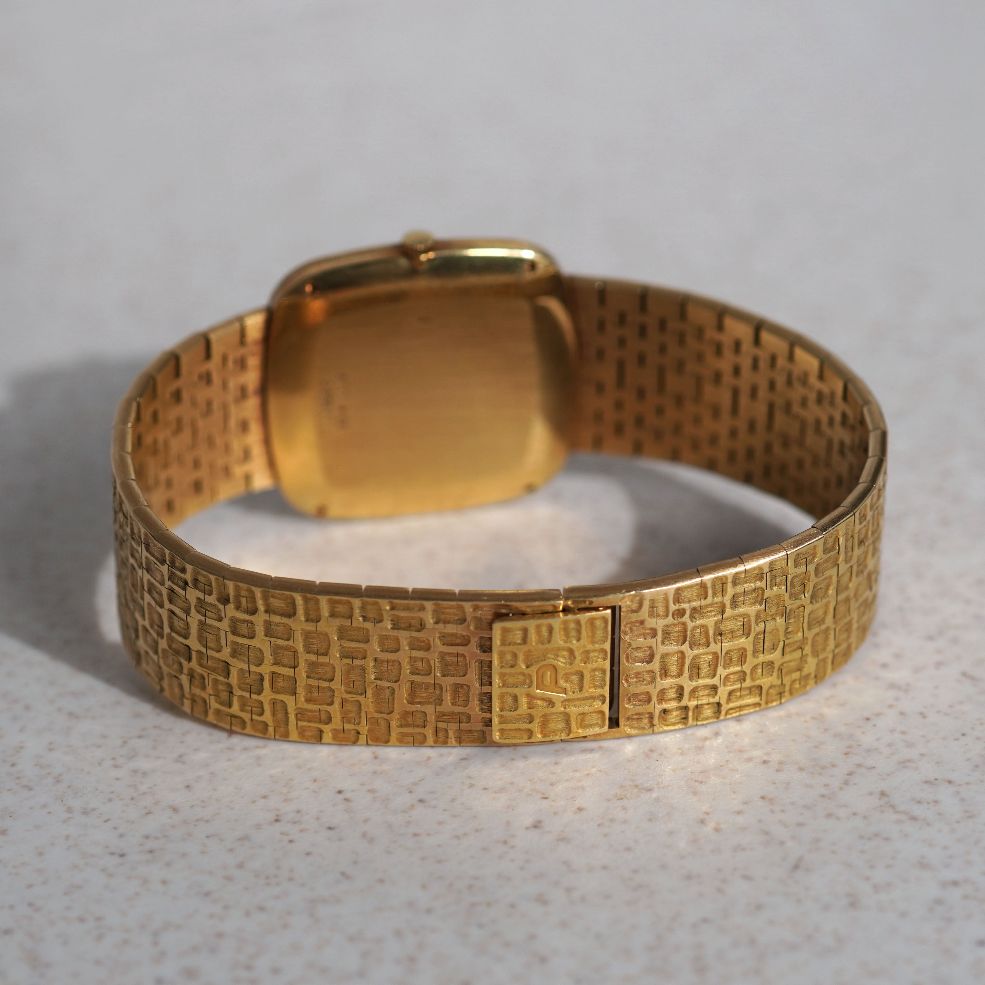 Piaget Ref. 9771 A20, Shell dial, Yellow Gold