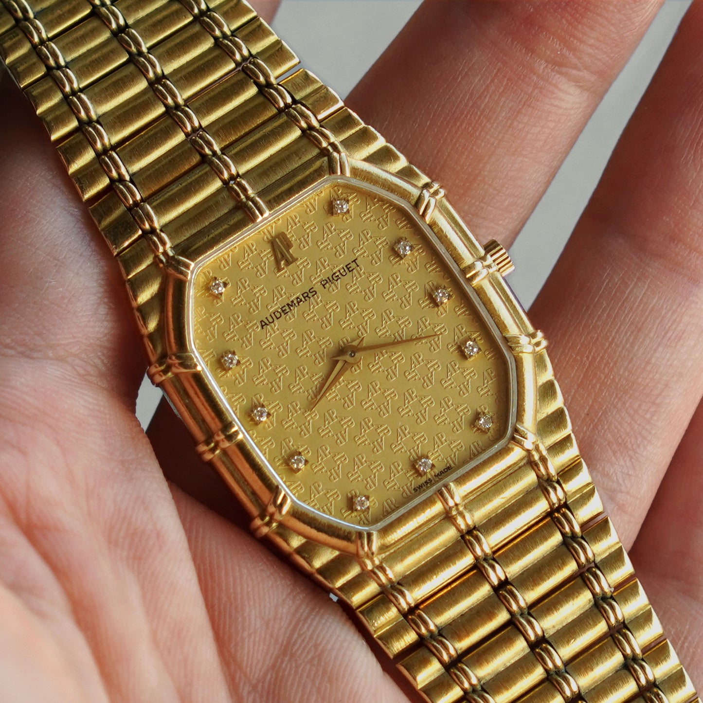 Audemars Piguet Manual wind "Bamboo", AP Logo Dial, Yellow Gold