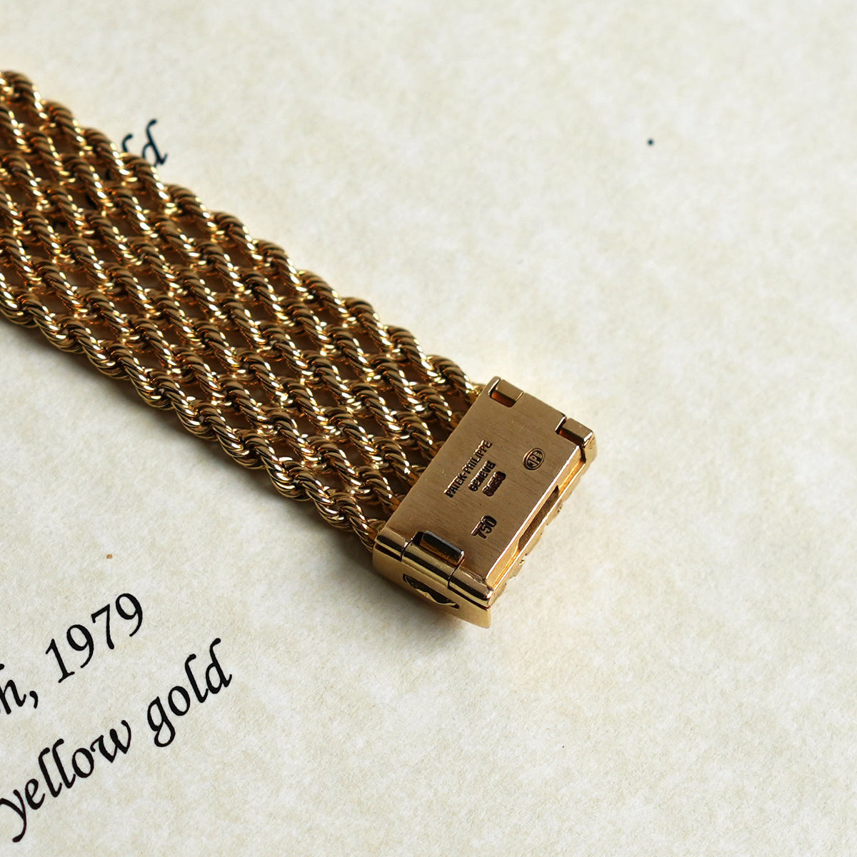 Patek Philippe Bracelet Watch, Coral dial, Ref. 4282/1, Yellow Gold