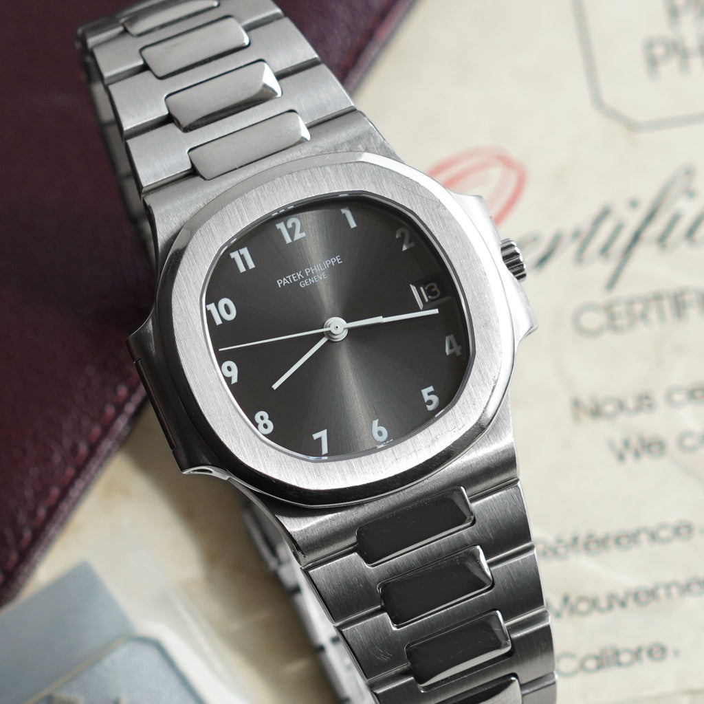Patek Philippe Nautilus 3800/001, Rare slate grey dial, Steel