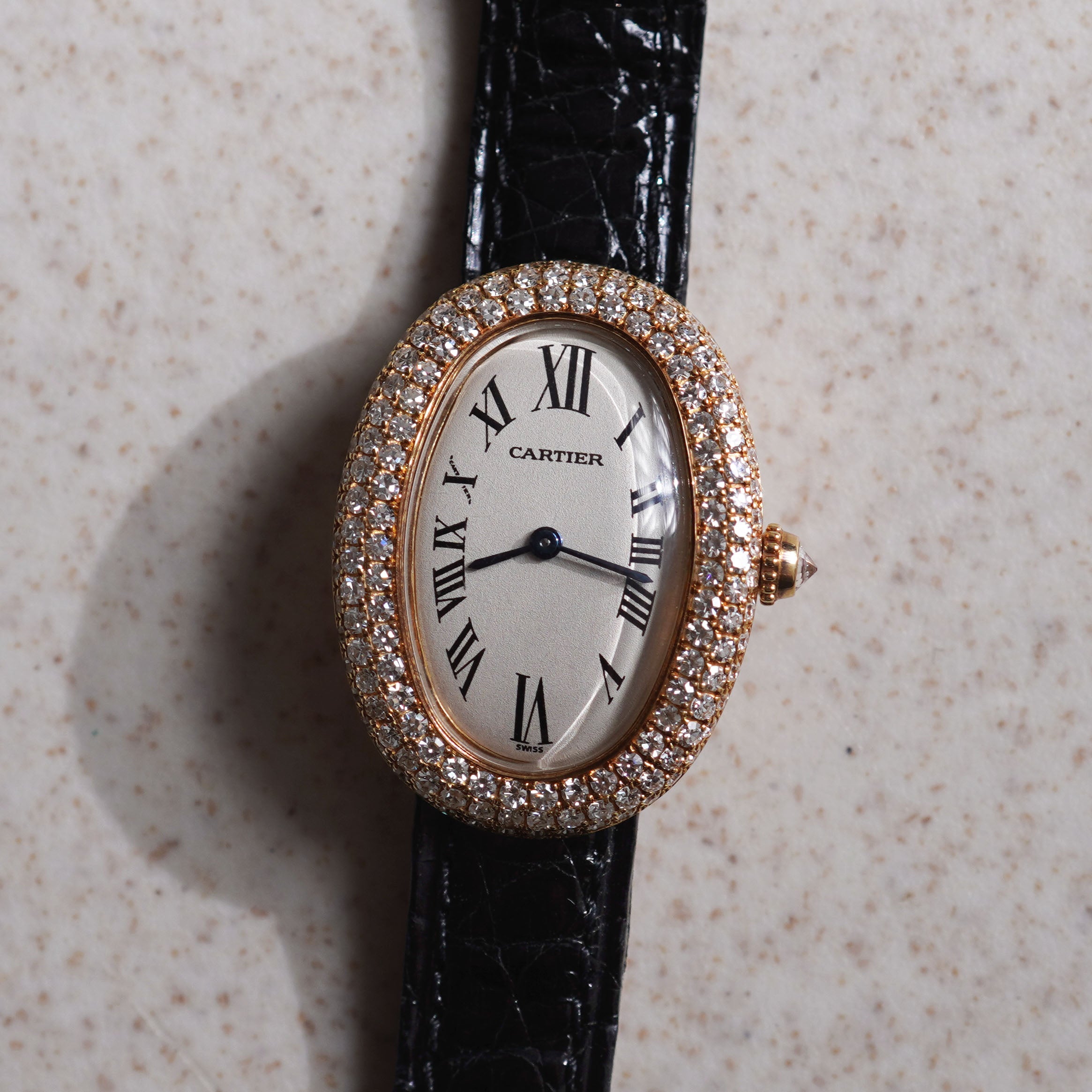 Cartier Diamond-set Baignoire, Ref. 1950, Yellow Gold