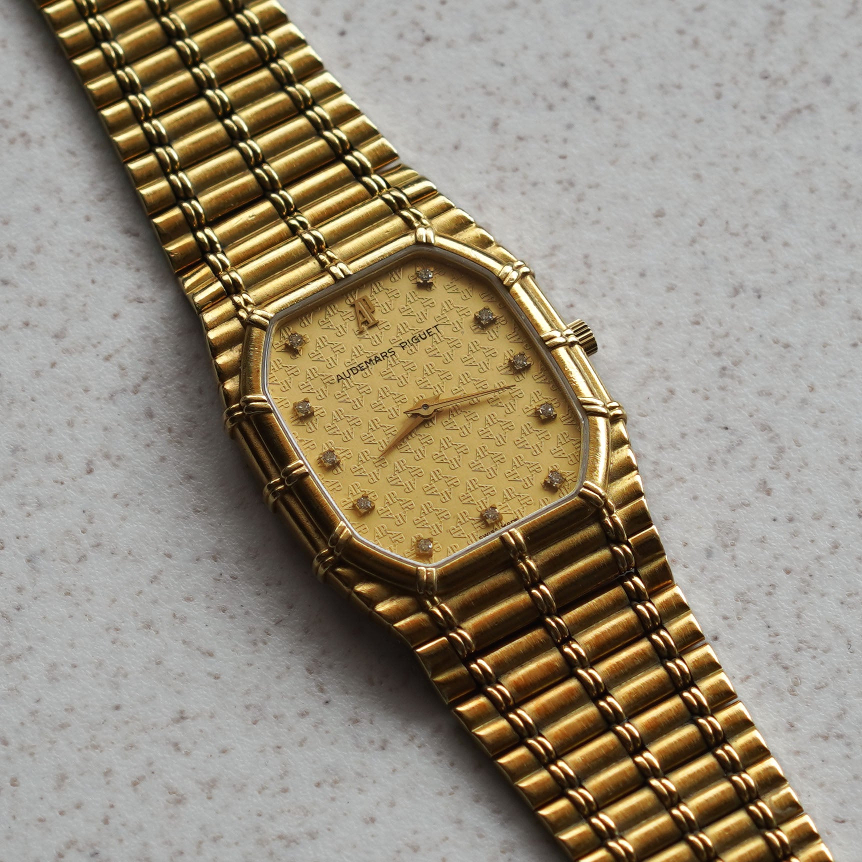 Audemars Piguet Bamboo, Manual wind, AP Logo Dial, Yellow Gold