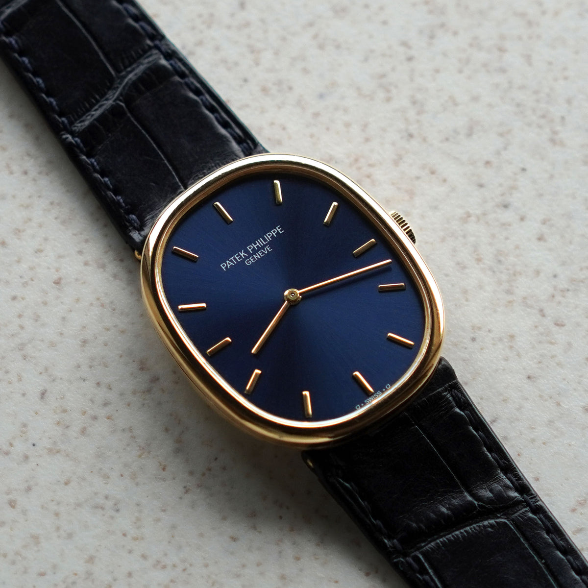 Patek Philippe Ellipse Blue Sigma Dial, Ref. 3848, Yellow Gold