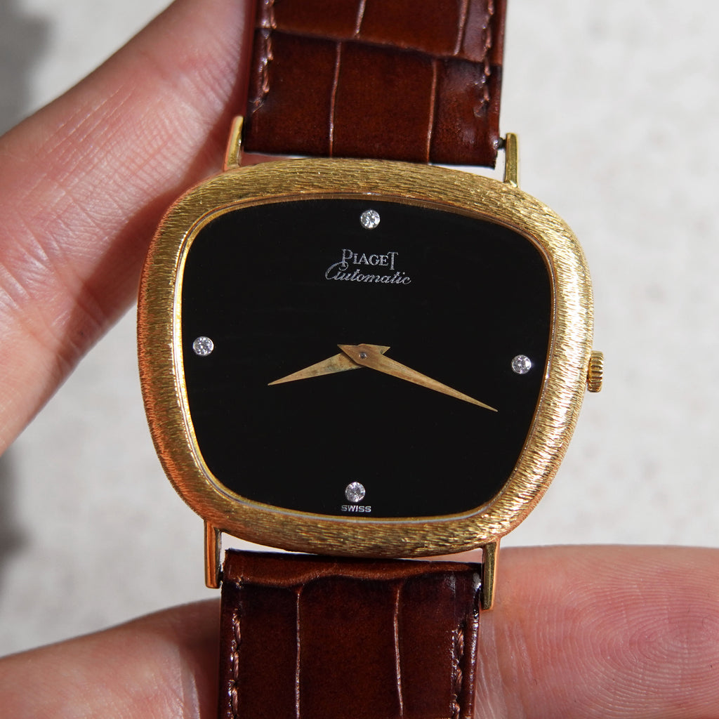 Piaget Ref. 12455, Onyx dial with Diamond Index, Yellow Gold