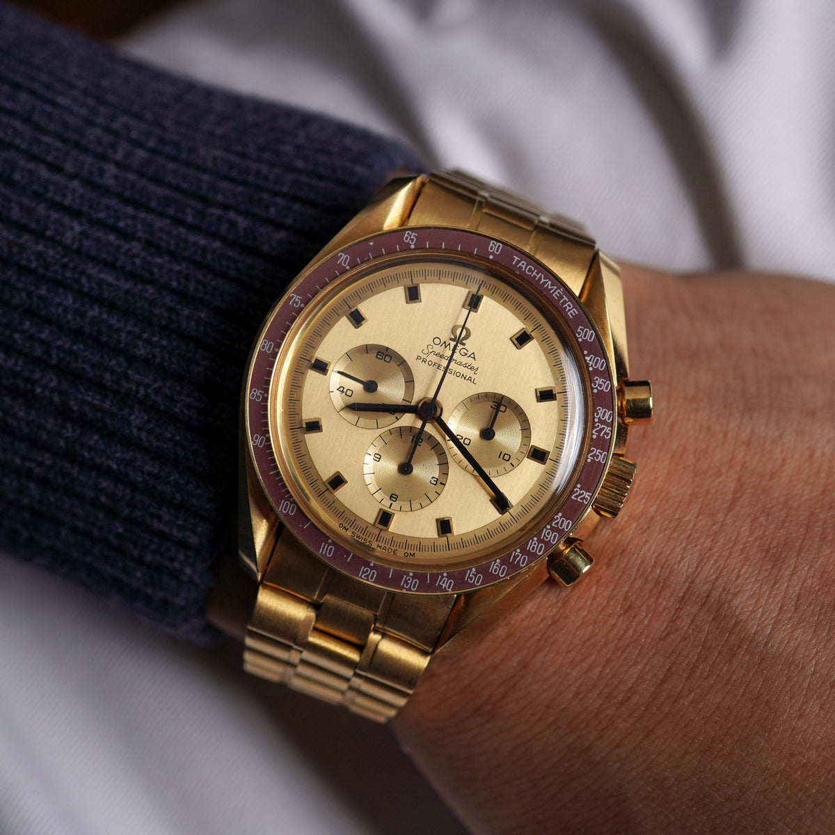 Omega Rare Speedmaster Professional Apollo XI 1969 - Tribute to Astronauts, Ref. 145.022-69, Yellow Gold