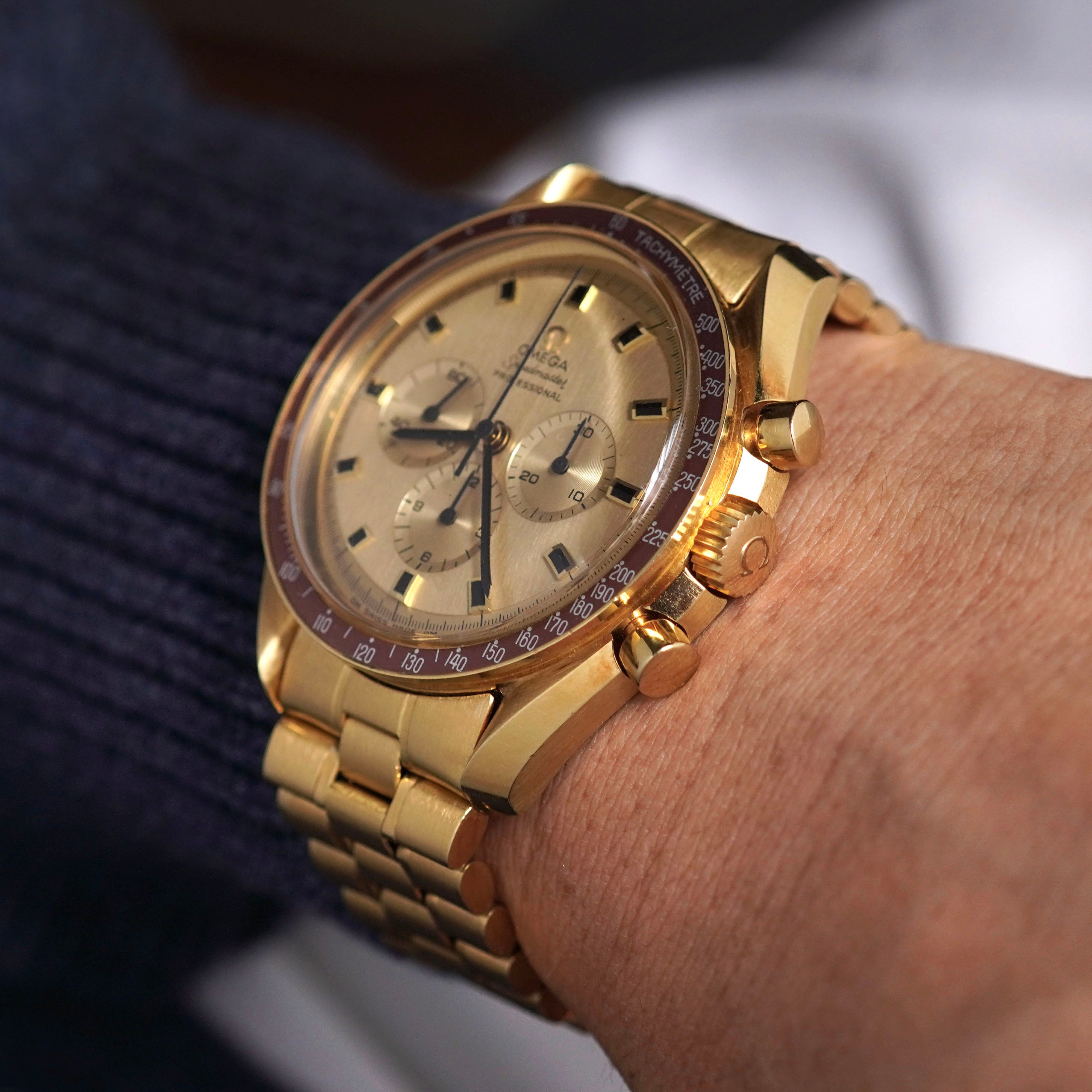 Omega Rare Speedmaster Professional Apollo XI 1969 - Tribute to Astronauts, Ref. 145.022-69, Yellow Gold