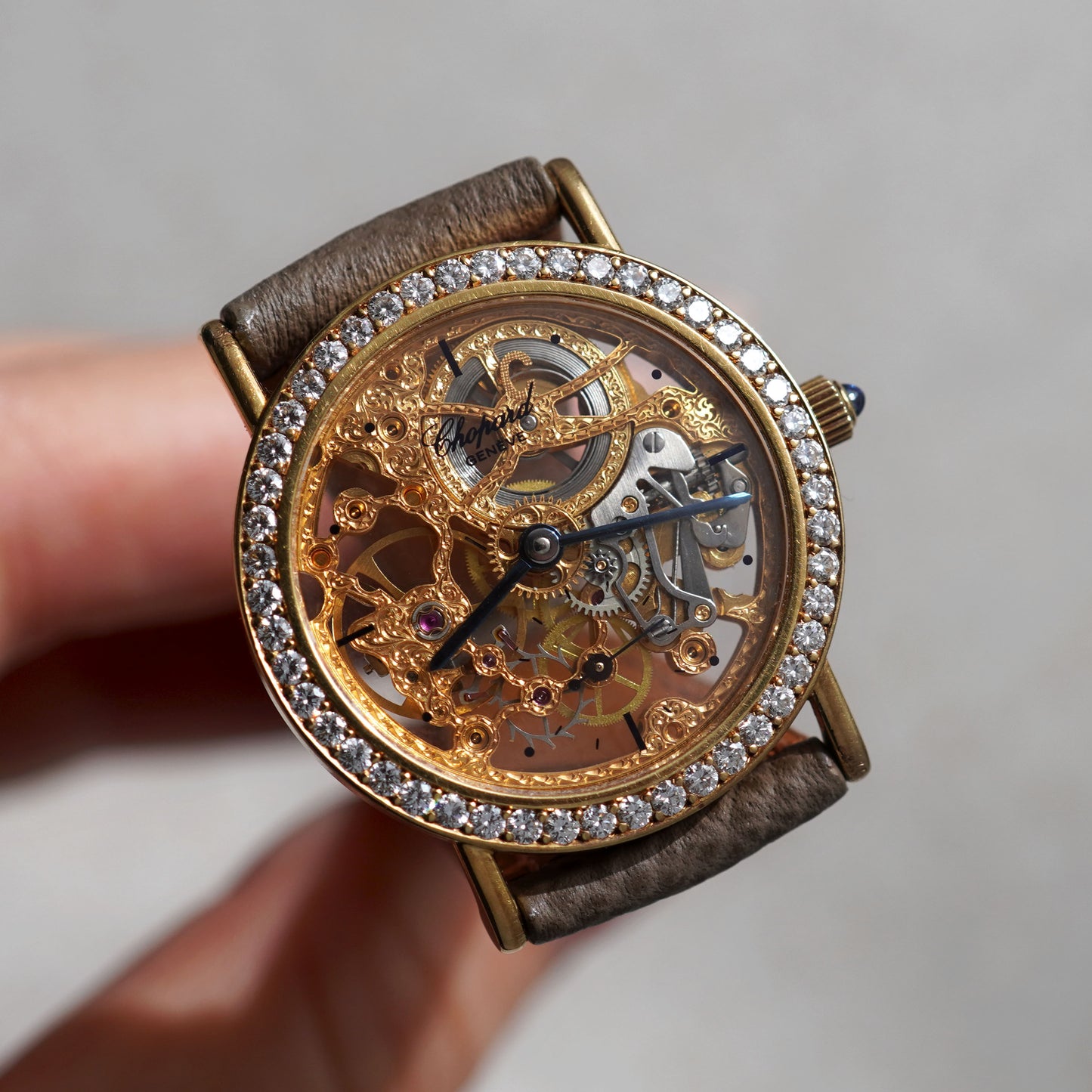 Chopard Skeleton Wristwatch, Diamond-set bezel, Yellow Gold