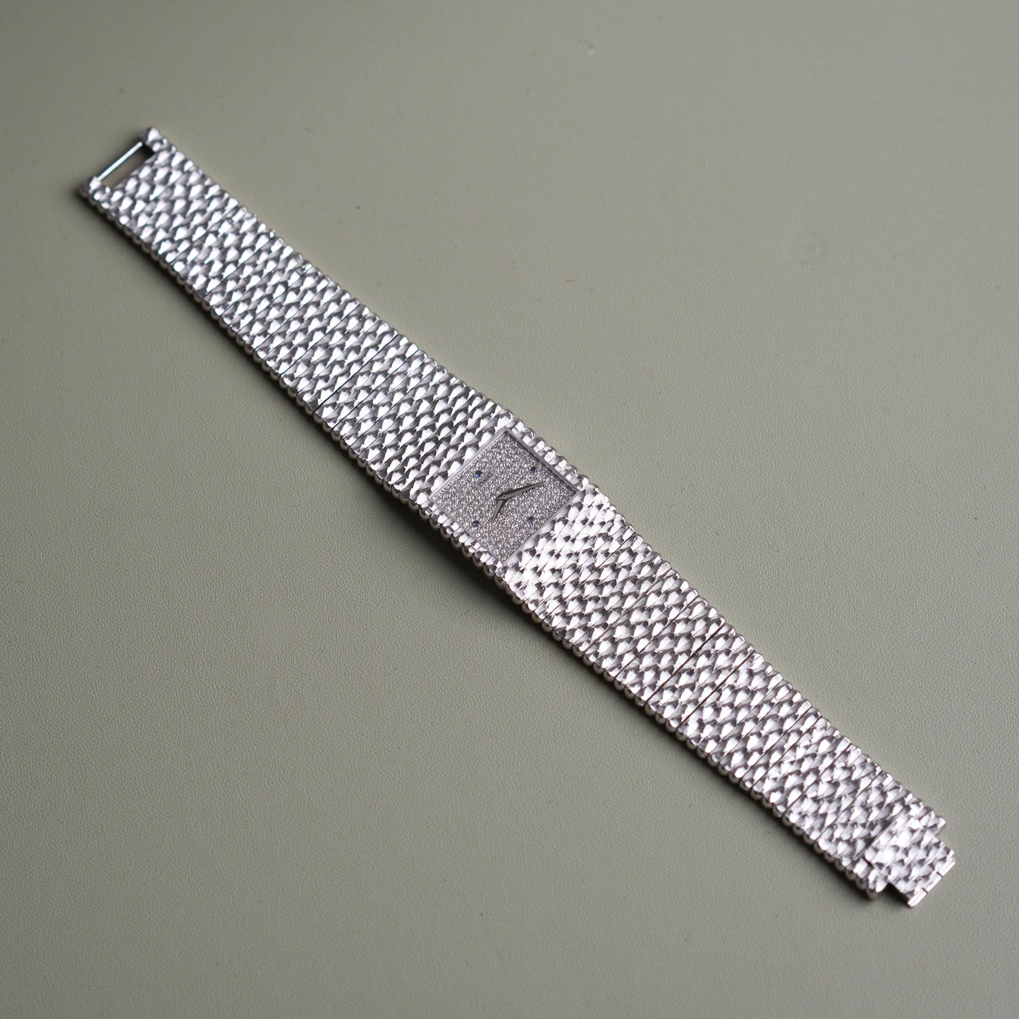 Piaget Emperador, Factory-Set Diamond Dial with Blue Sapphires, White Gold