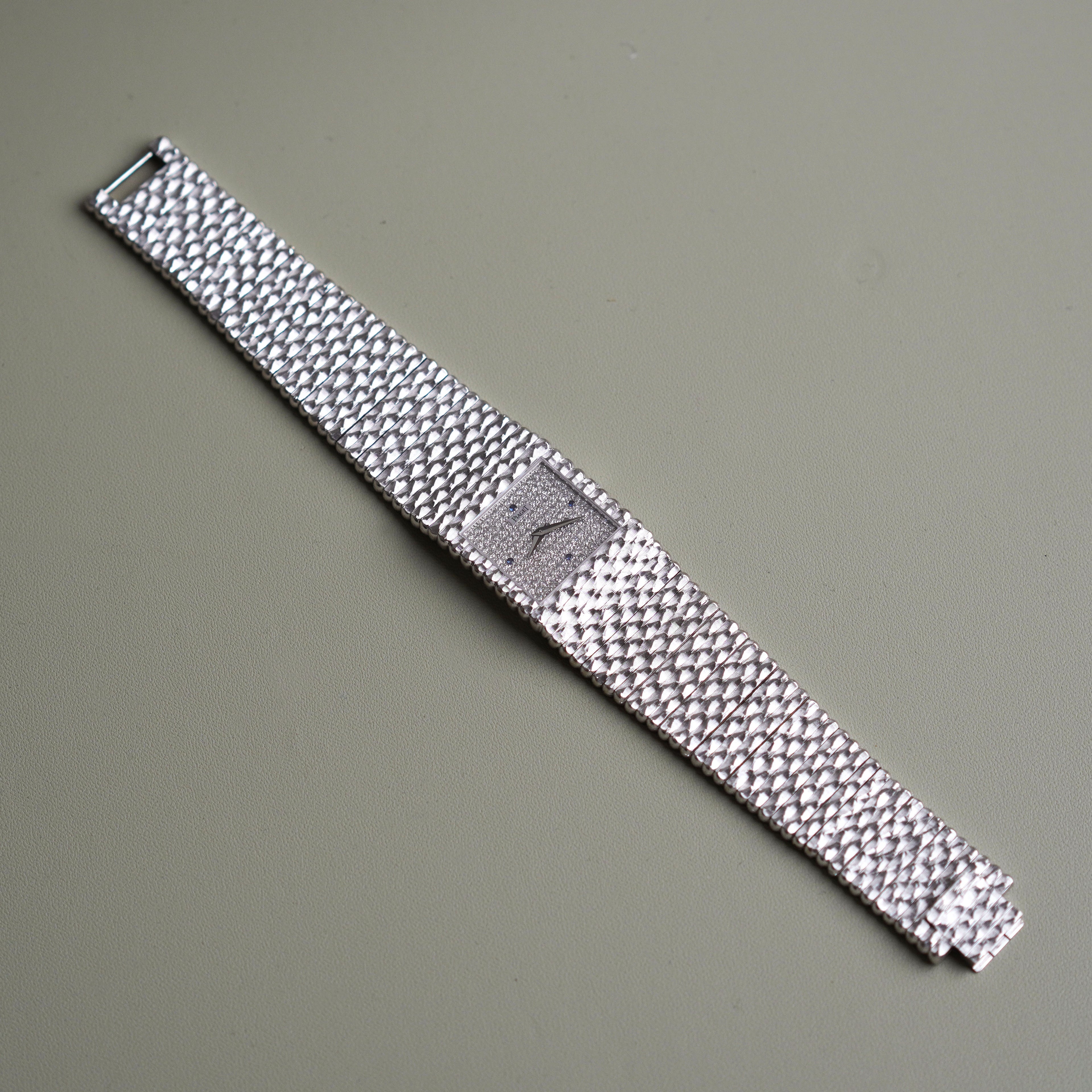 Piaget Emperador, Factory-Set Diamond Dial with Blue Sapphires, Ref. 9131C520, White Gold