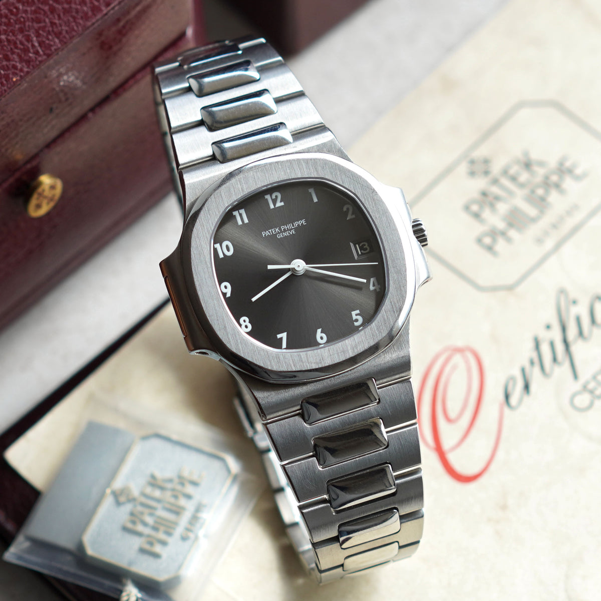 Patek Philippe Nautilus 3800/001, Rare slate grey dial, Steel