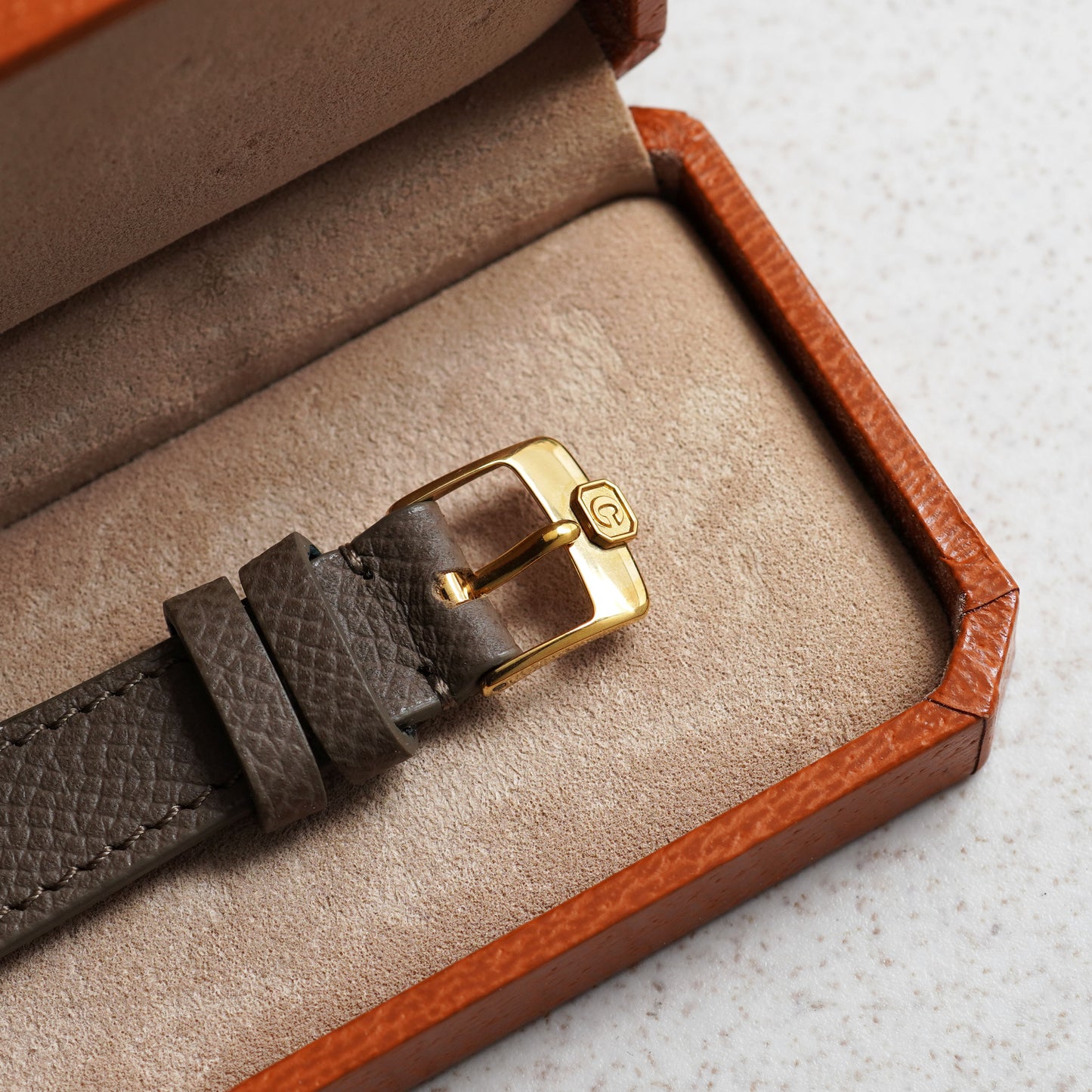 Chopard Skeleton Wristwatch, Diamond-set bezel, Yellow Gold