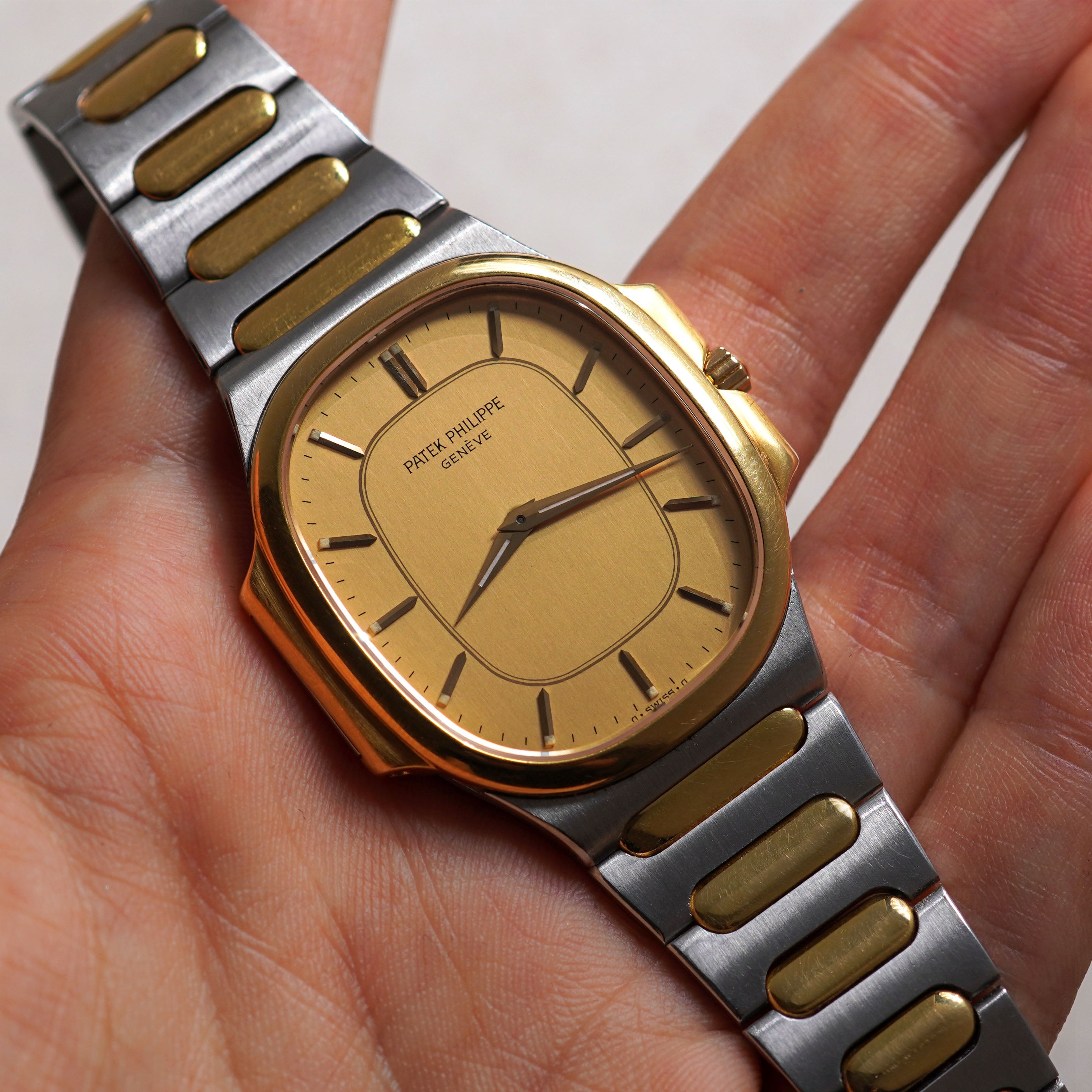 Patek Philippe "Nautellipse", Ref. 3770/1JA, Stainless steel and Yellow Gold