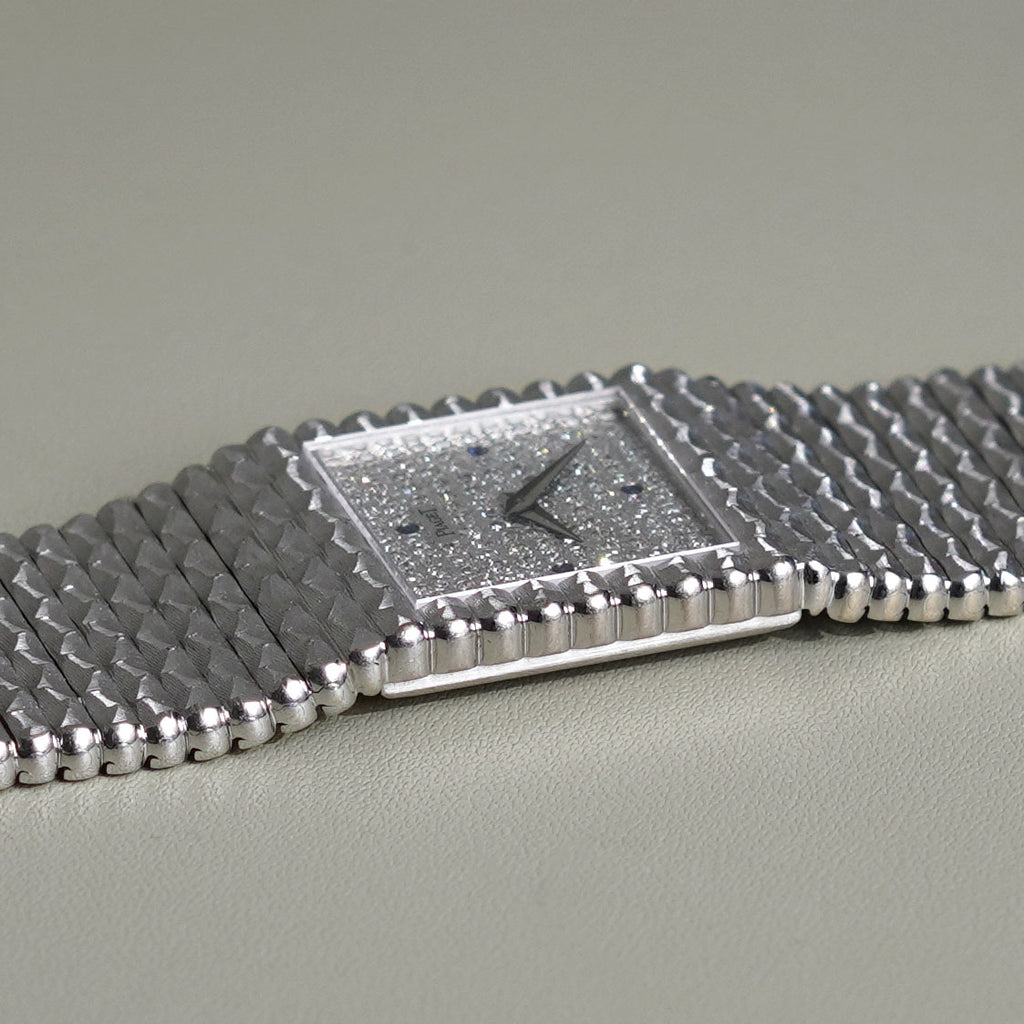 Piaget Emperador, Factory-Set Diamond Dial with Blue Sapphires, Ref. 9131C520, White Gold