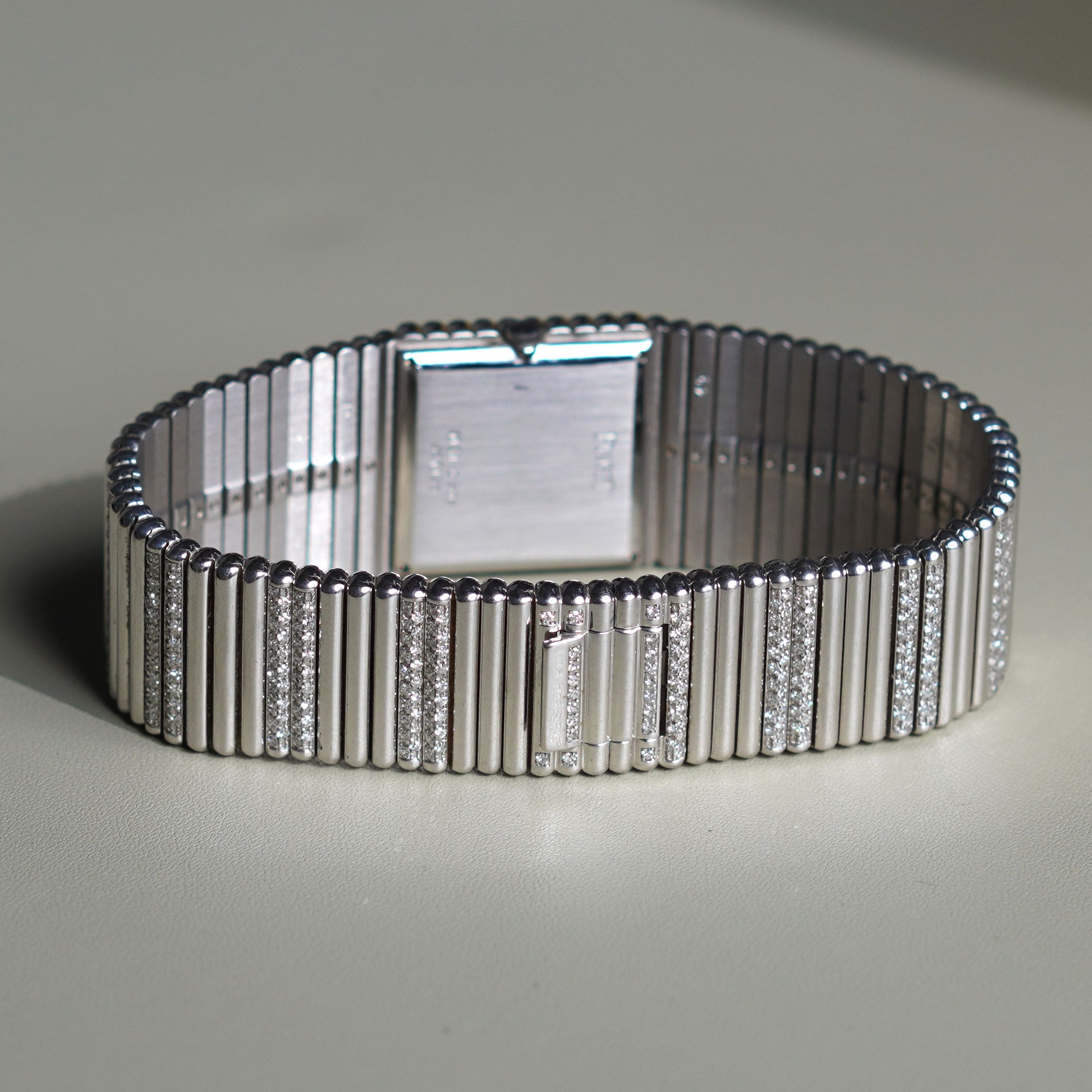 Piaget Emperador, Factory-Set Diamond Dial with Blue Sapphires, Diamond Bracelet, Ref. 9131C505, White Gold
