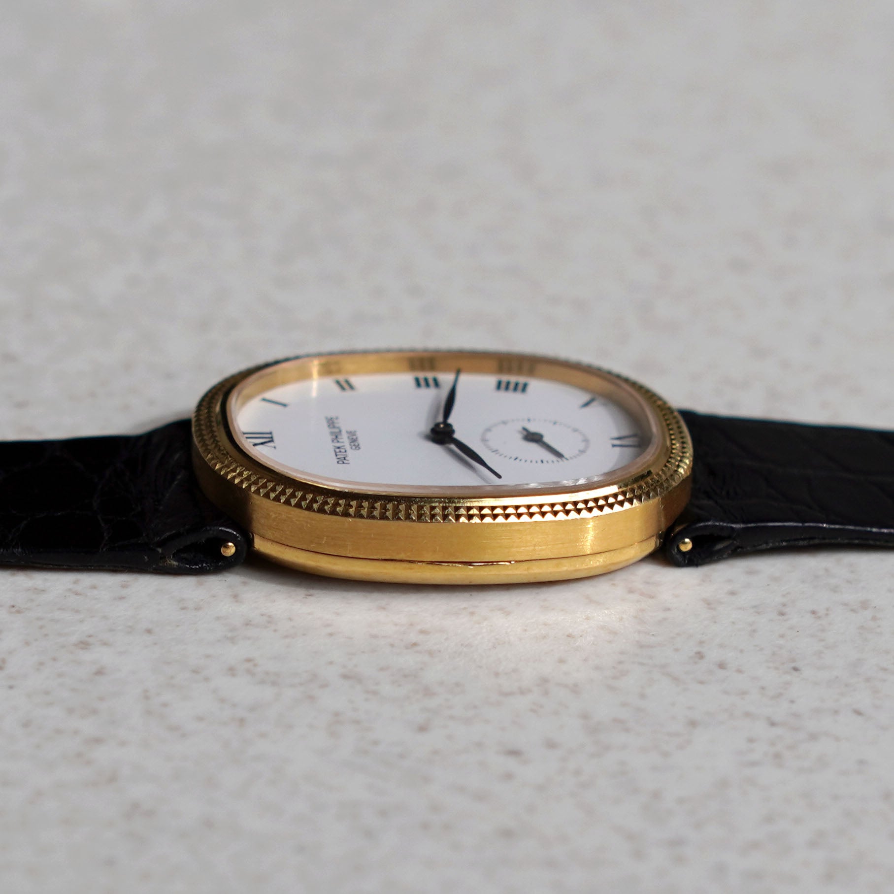 Patek Philippe Ellipse, Hobnail Bezel, Ref. 3987, Yellow Gold