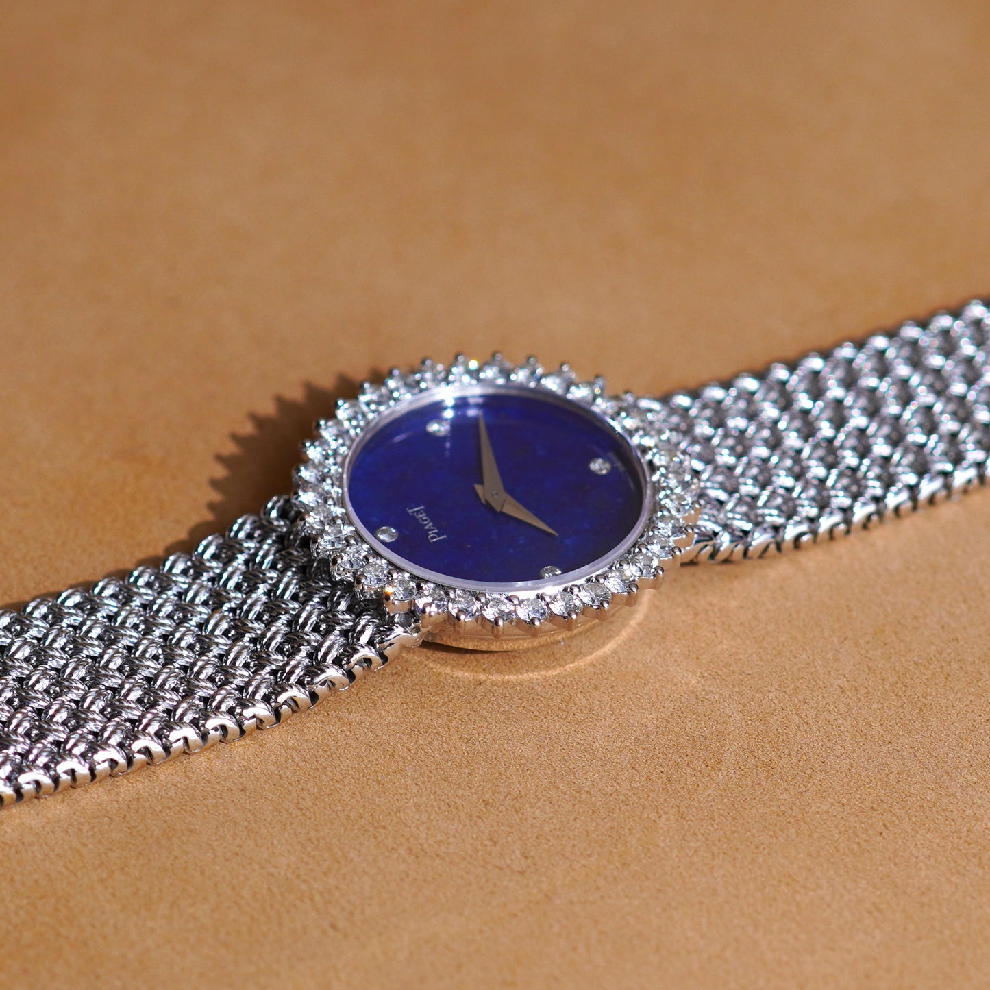 Piaget bracelet watch, Ref. 924D4, Lapis Lazuli dial, Diamond bezel, White Gold