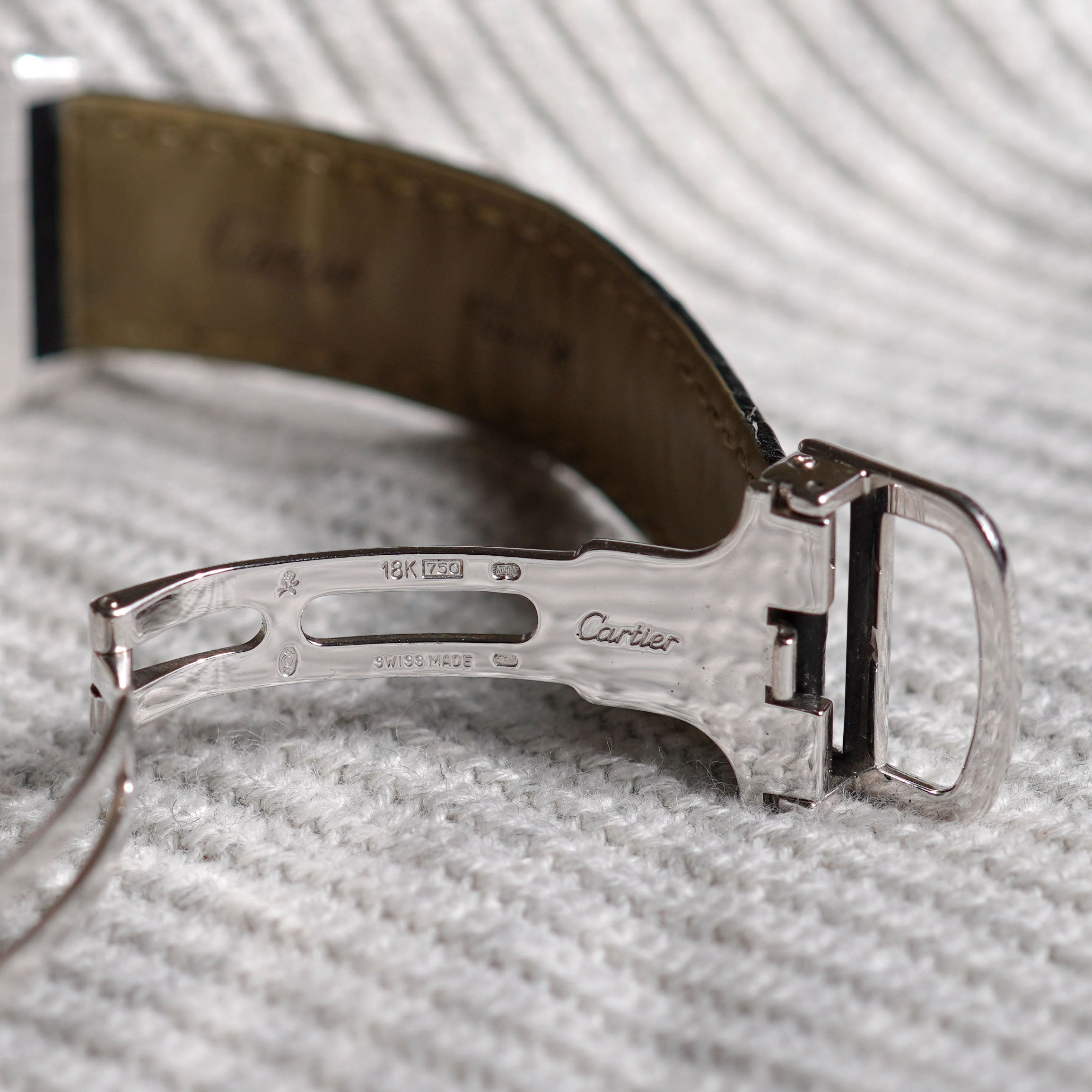Cartier Santos Dumont 90th Anniversary Limited Edition, Salmon Dial, Ref. 1575 1, Platinum