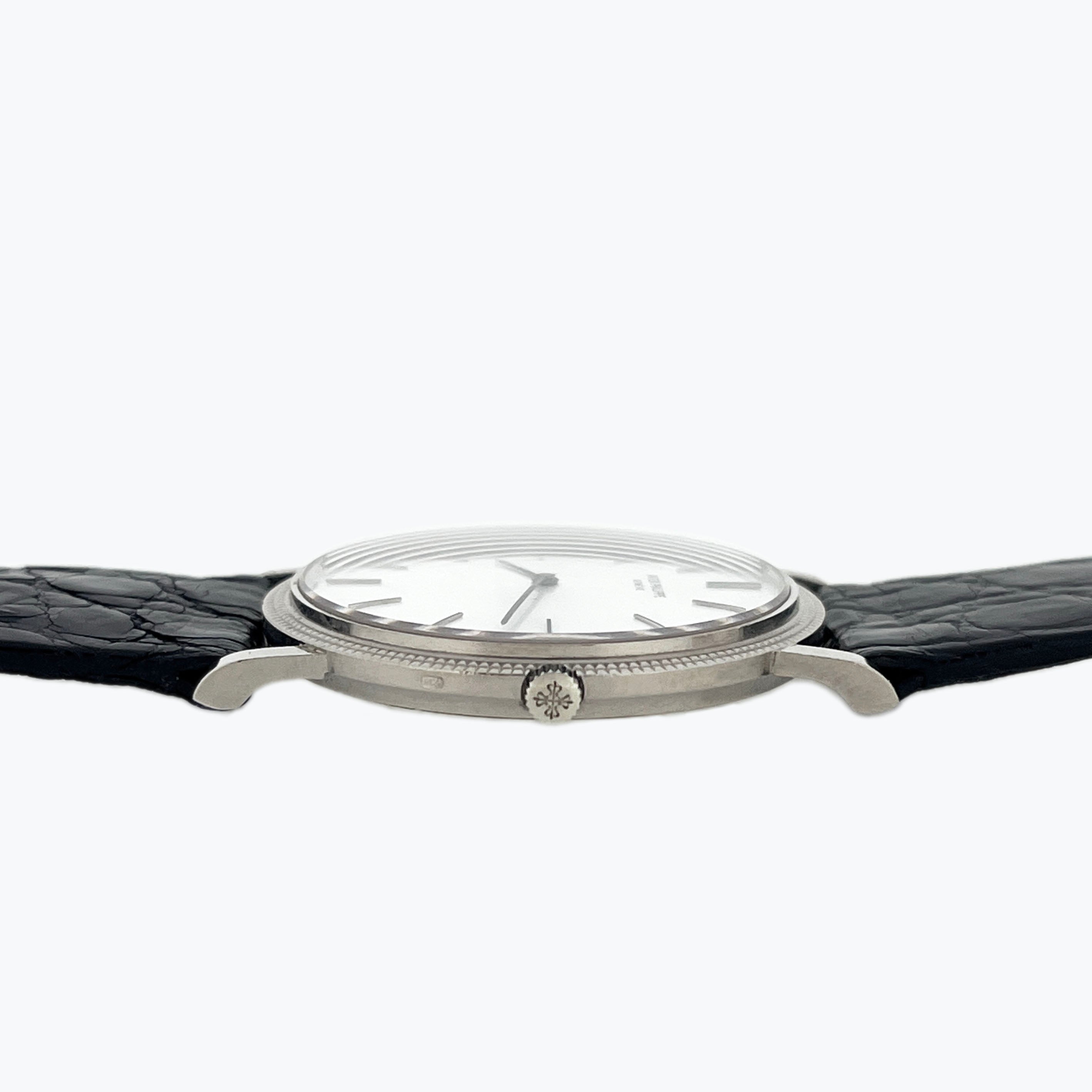 Patek Philippe Calatrava "Clous de Paris" Hobnail Bezel, Ref. 3520, White Gold