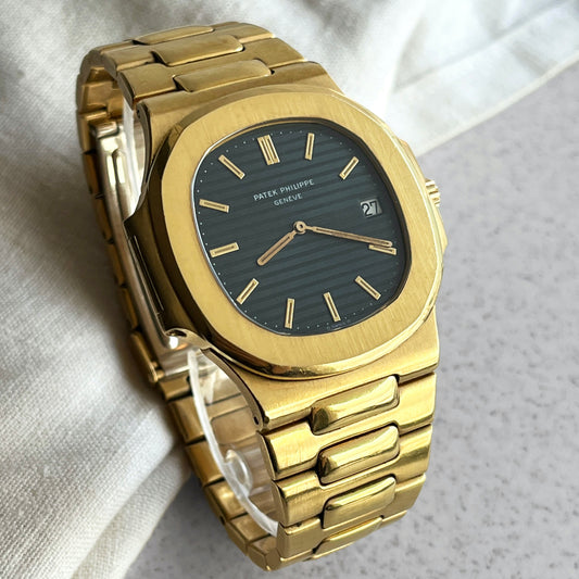 Patek Philippe Rare Jumbo Nautilus, Yellow Gold