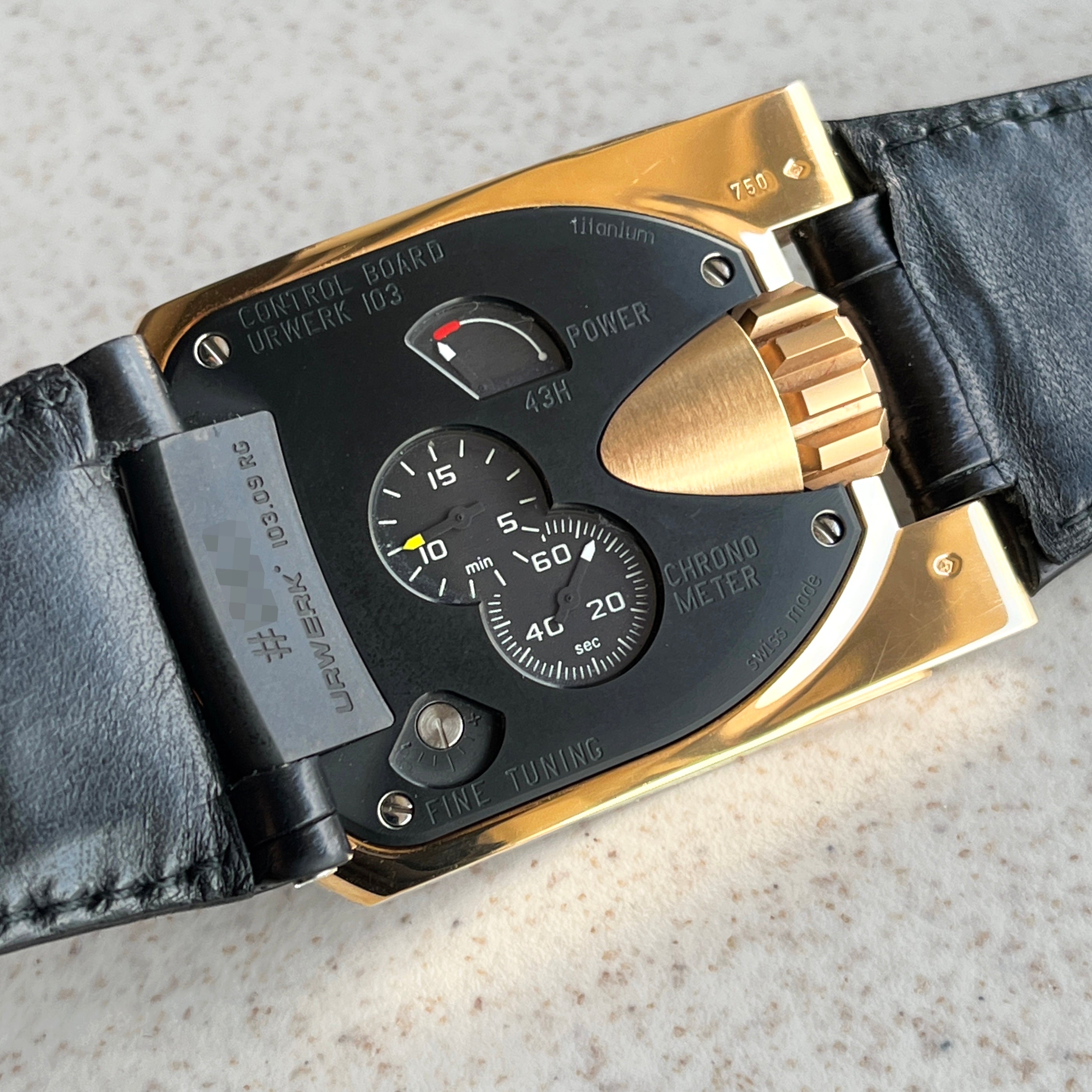 Urwerk UR-103, Rose Gold
